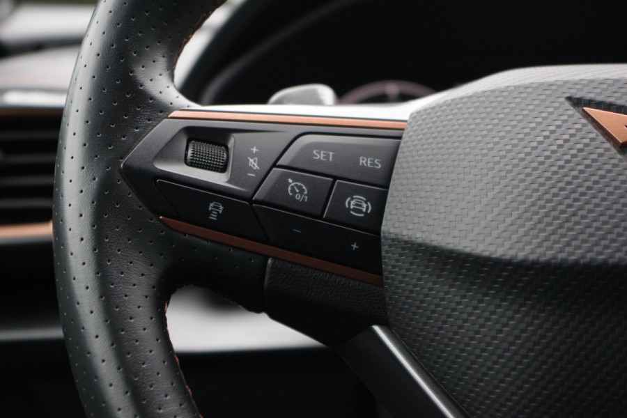 CUPRA Formentor 1.4 e-Hybrid VZ 245 PK Copper Edition, Keyless, 360 Camera, Trekhaak, Leder, Memory