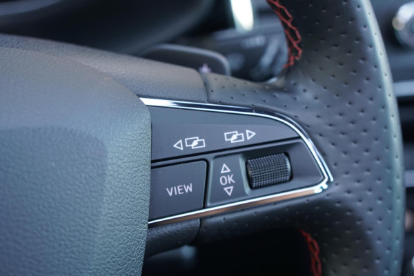 Seat Ateca 2.0 TSI FR 4DRIVE Business Intense *INCL BTW* + PANODAK / 360° CAMERA / DODEHOEKDETECTIE / BEATS