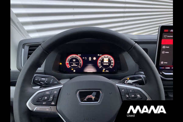 MAN TGE 3.180 L3H3 Automaat 180PK Zwart NIEUW MODEL ACC LED Trekhaak Carplay Camera Airco Navi Bluetooth