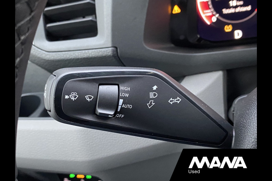 MAN TGE 3.180 L3H3 Automaat 180PK Zwart NIEUW MODEL ACC LED Trekhaak Carplay Camera Airco Navi Bluetooth