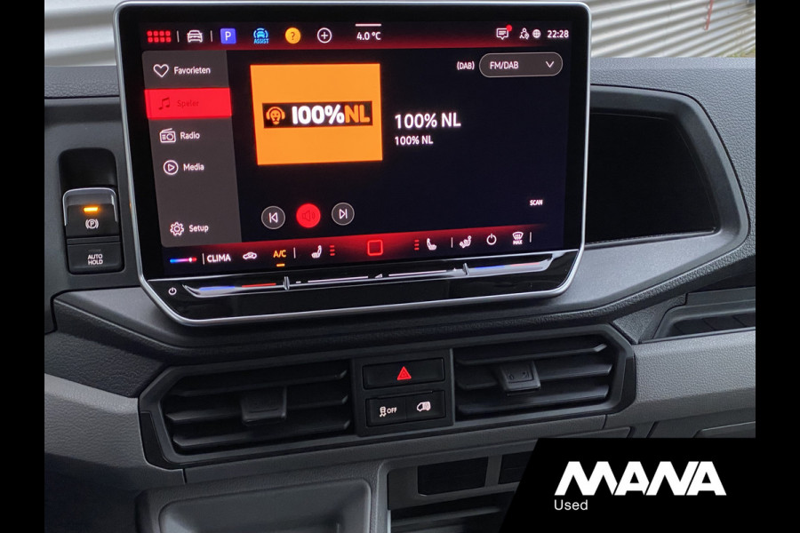 MAN TGE 3.180 L3H3 Automaat 180PK Zwart NIEUW MODEL ACC LED Trekhaak Carplay Camera Airco Navi Bluetooth