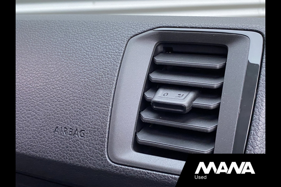 MAN TGE 3.180 L3H3 Automaat 180PK Zwart NIEUW MODEL ACC LED Trekhaak Carplay Camera Airco Navi Bluetooth