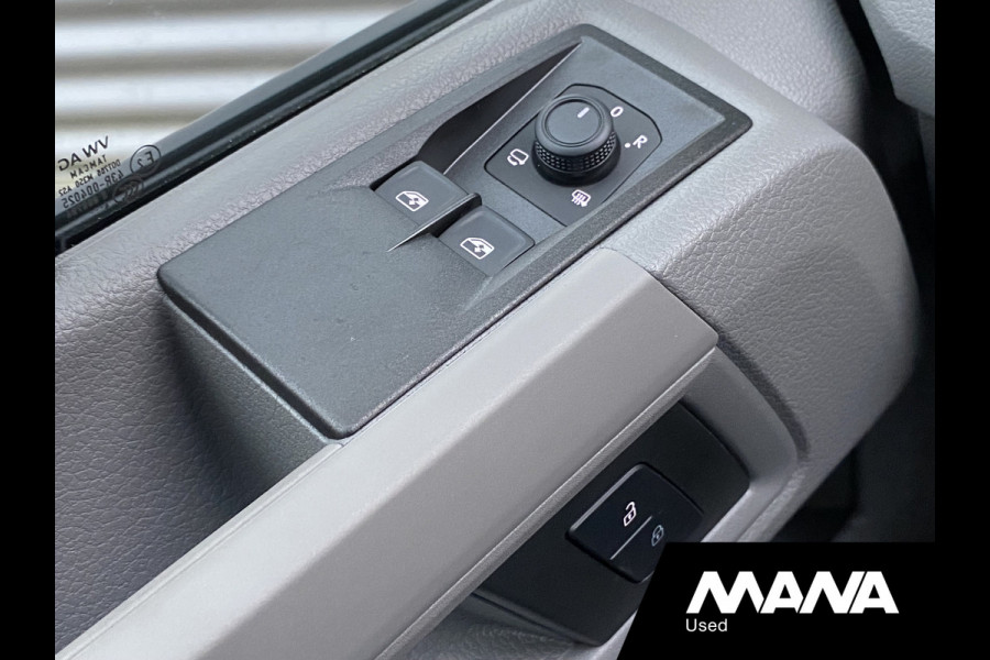 MAN TGE 3.180 L3H3 Automaat 180PK Zwart NIEUW MODEL ACC LED Trekhaak Carplay Camera Airco Navi Bluetooth