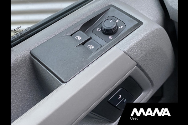 MAN TGE 3.180 L3H3 Automaat 180PK Zwart NIEUW MODEL ACC LED Trekhaak Carplay Camera Airco Navi Bluetooth