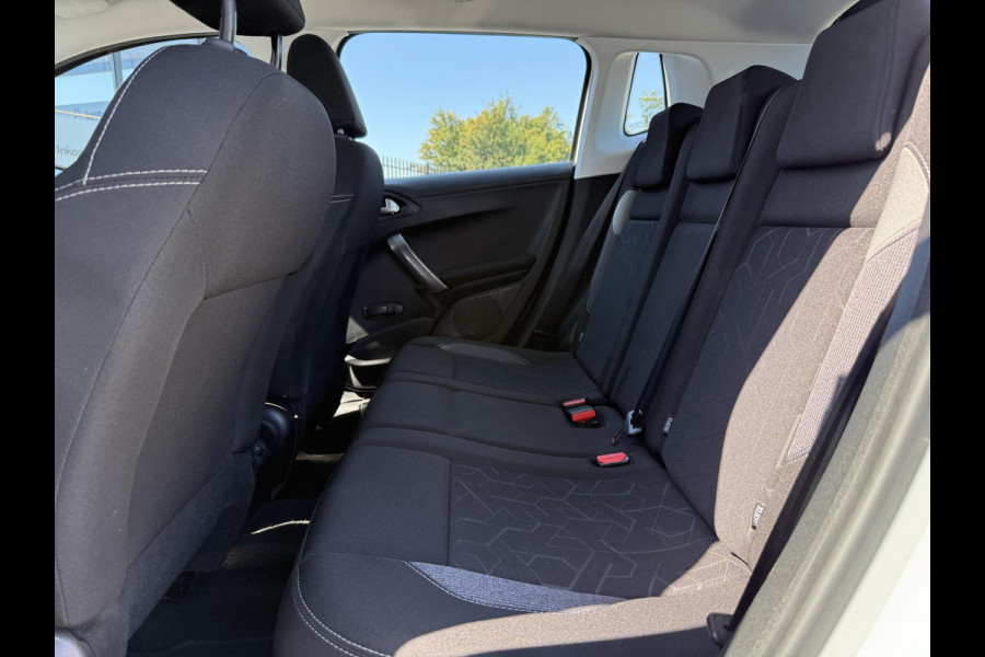 Peugeot 2008 1.2 PureTech Blue Lion 1e Eigenaar,Dealer Onderhouden,110pk,Navi,Airco,Cruise,Pdc,Extra winter set,Distributieriem vv 2022,N.A.P,Apk tot 08-2026