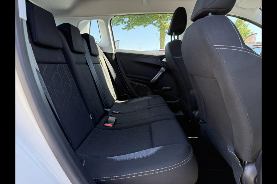 Peugeot 2008 1.2 PureTech Blue Lion 1e Eigenaar,Dealer Onderhouden,110pk,Navi,Airco,Cruise,Pdc,Extra winter set,Distributieriem vv 2022,N.A.P,Apk tot 08-2026