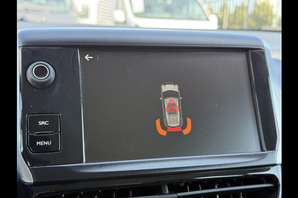 Peugeot 2008 1.2 PureTech Blue Lion 1e Eigenaar,Dealer Onderhouden,110pk,Navi,Airco,Cruise,Pdc,Extra winter set,Distributieriem vv 2022,N.A.P,Apk tot 08-2026
