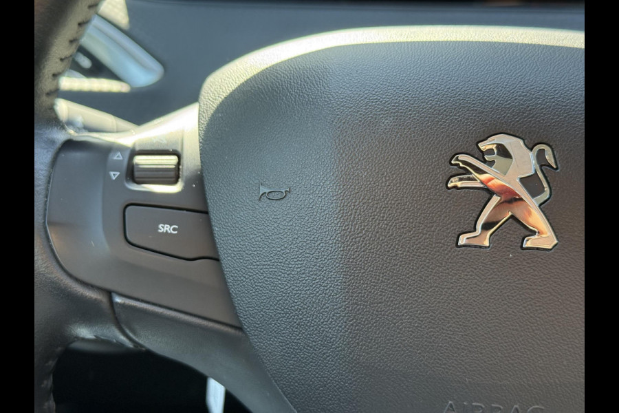 Peugeot 2008 1.2 PureTech Blue Lion 1e Eigenaar,Dealer Onderhouden,110pk,Navi,Airco,Cruise,Pdc,Extra winter set,Distributieriem vv 2022,N.A.P,Apk tot 08-2026