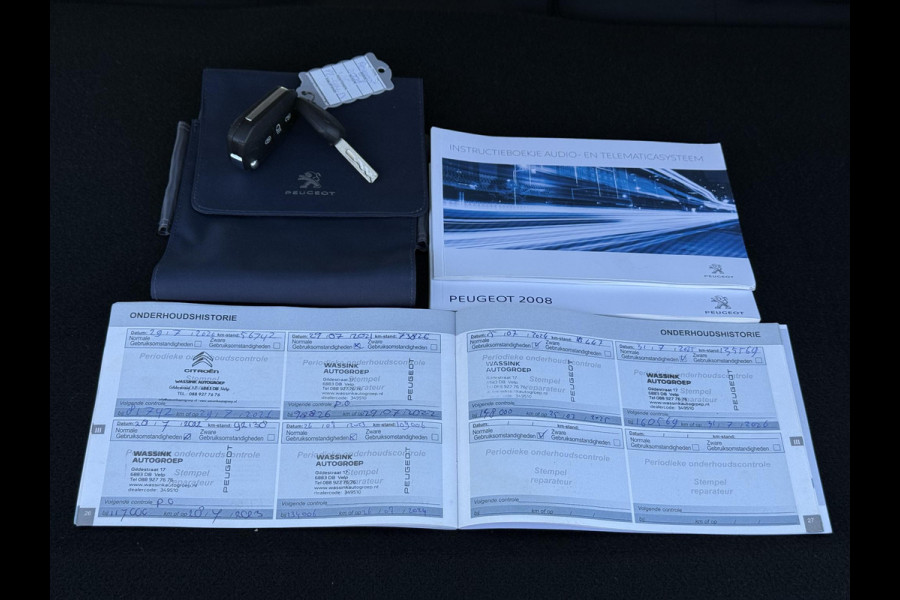 Peugeot 2008 1.2 PureTech Blue Lion 1e Eigenaar,Dealer Onderhouden,110pk,Navi,Airco,Cruise,Pdc,Extra winter set,Distributieriem vv 2022,N.A.P,Apk tot 08-2026