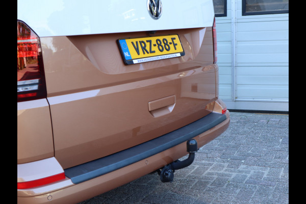 Volkswagen Transporter 2.0 TDI 150pk Bulli - DC Leder - NL-Auto 1ste Eigenaar - Two Tone