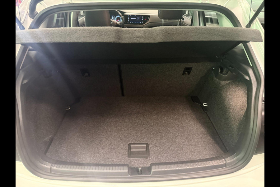 Volkswagen Polo 1.0 TSI Comfortline NAVI/CARPLAY/AIRCO/CRUISE///