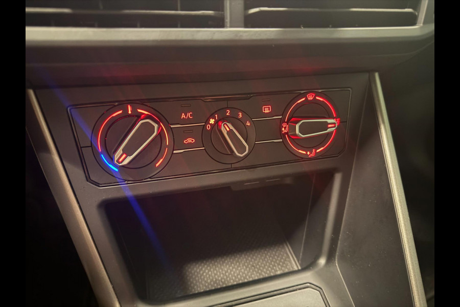 Volkswagen Polo 1.0 TSI Comfortline NAVI/CARPLAY/AIRCO/CRUISE///