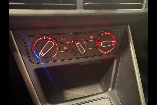 Volkswagen Polo 1.0 TSI Comfortline NAVI/CARPLAY/AIRCO/CRUISE///