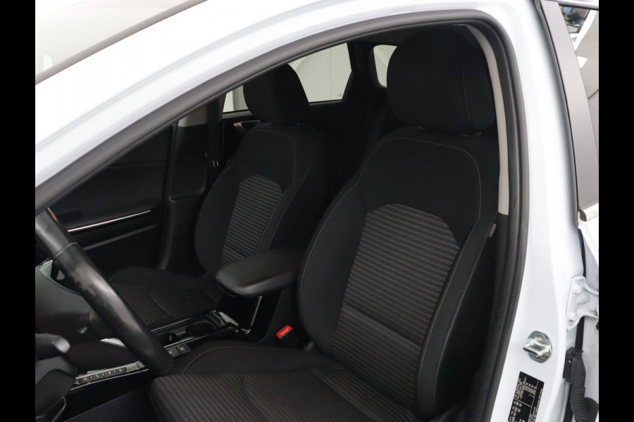 Kia Ceed 1.6 GDI PHEV DynamicPlusLine | Stoel & stuurverwarming | Adaptive cruise | Camera | Carplay | Keyless | Full LED | Climate control | Plug In