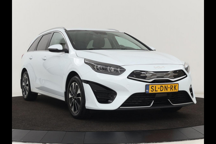 Kia Ceed 1.6 GDI PHEV DynamicPlusLine | Stoel & stuurverwarming | Adaptive cruise | Camera | Carplay | Keyless | Full LED | Climate control | Plug In