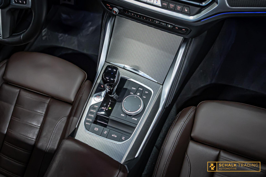 BMW 4 Serie Cabrio M440i xDrive High Ex|H&K|E-stoel|Dealer ond