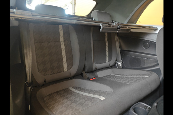 Volkswagen Beetle Cabriolet Automaat 150pk 1.4 TSI Exclusive Series navigatie | stoelverwarming | lmv