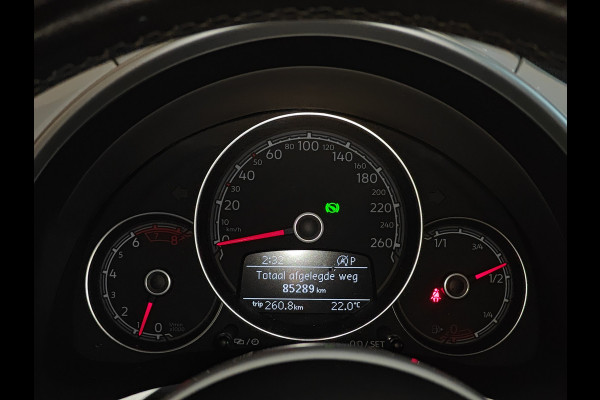 Volkswagen Beetle Cabriolet Automaat 150pk 1.4 TSI Exclusive Series navigatie | stoelverwarming | lmv