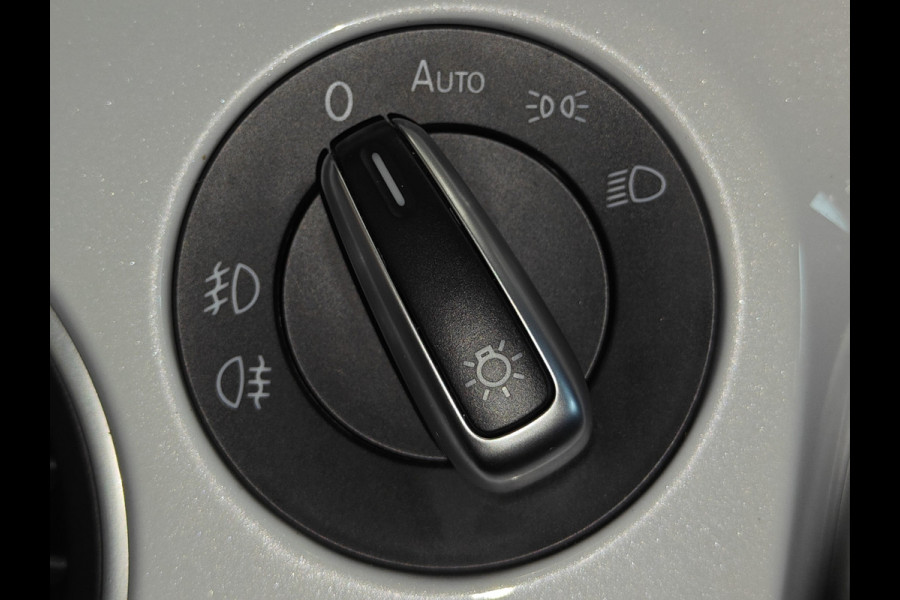 Volkswagen Beetle Cabriolet Automaat 150pk 1.4 TSI Exclusive Series navigatie | stoelverwarming | lmv
