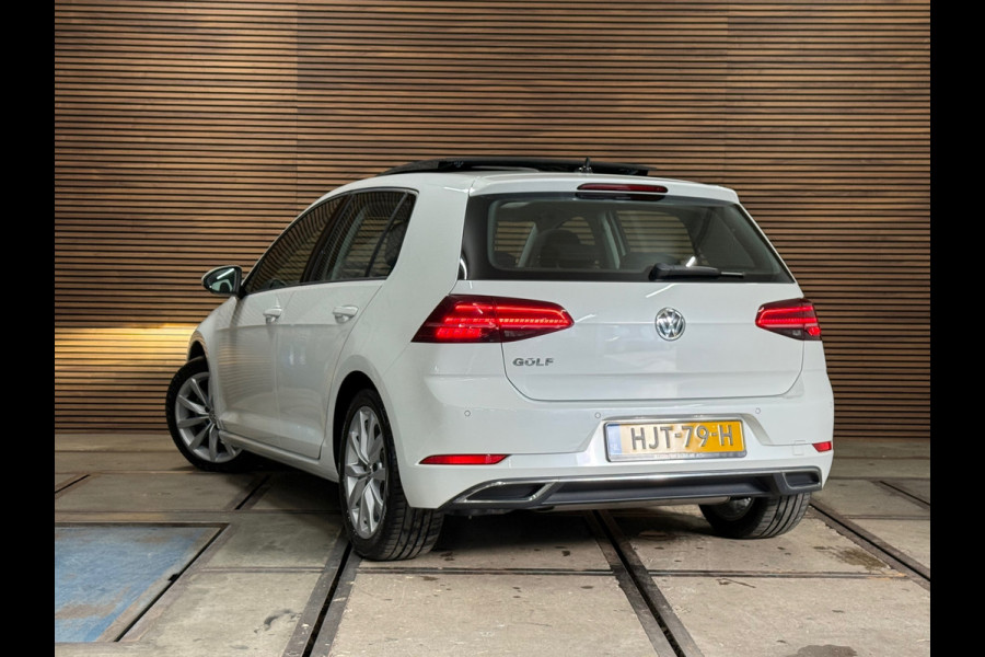 Volkswagen Golf 1.5 TSI Highline PANO/NAVI/CAMERA/LED/SPORTSTOELEN/CLIMATE/PARELMOER !