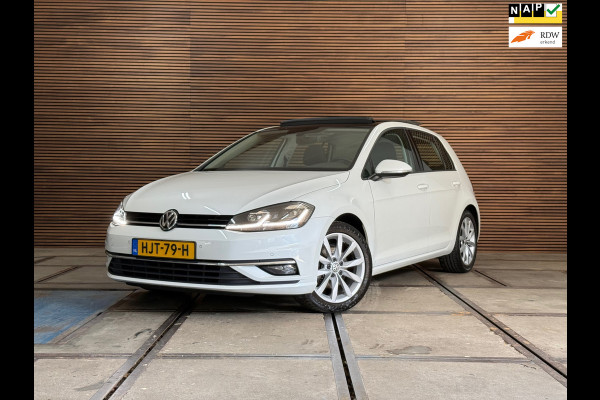 Volkswagen Golf 1.5 TSI Highline PANO/NAVI/CAMERA/LED/SPORTSTOELEN/CLIMATE/PARELMOER !