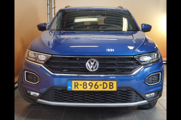 Volkswagen T-Roc 1.5 TSI Sport open dak | navi | carplay | cruise control | trekhaak