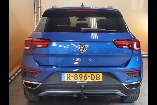Volkswagen T-Roc 1.5 TSI Sport open dak | navi | carplay | cruise control | trekhaak