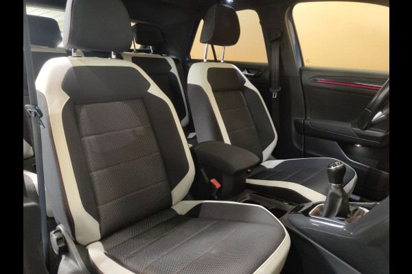 Volkswagen T-Roc 1.5 TSI Sport open dak | navi | carplay | cruise control | trekhaak