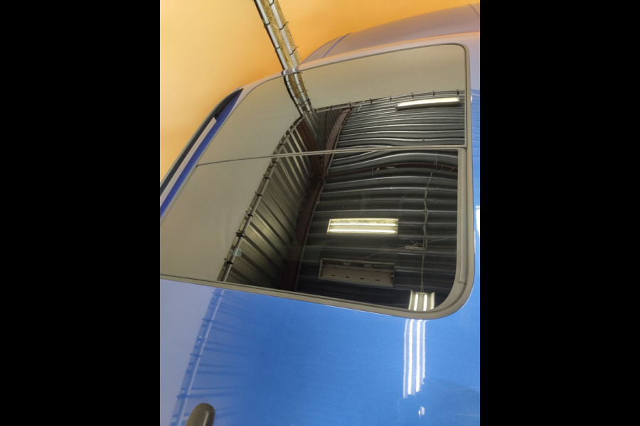 Volkswagen T-Roc 1.5 TSI Sport open dak | navi | carplay | cruise control | trekhaak