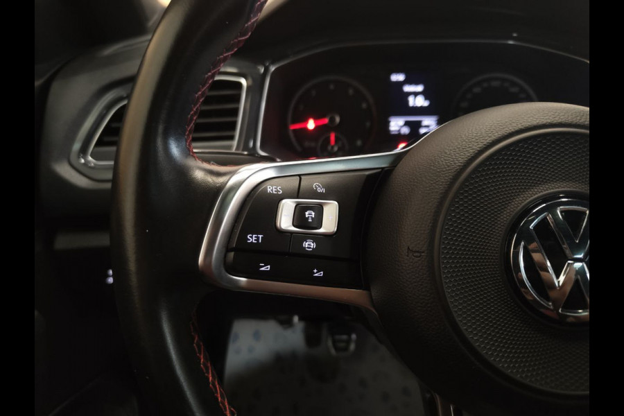 Volkswagen T-Roc 1.5 TSI Sport open dak | navi | carplay | cruise control | trekhaak