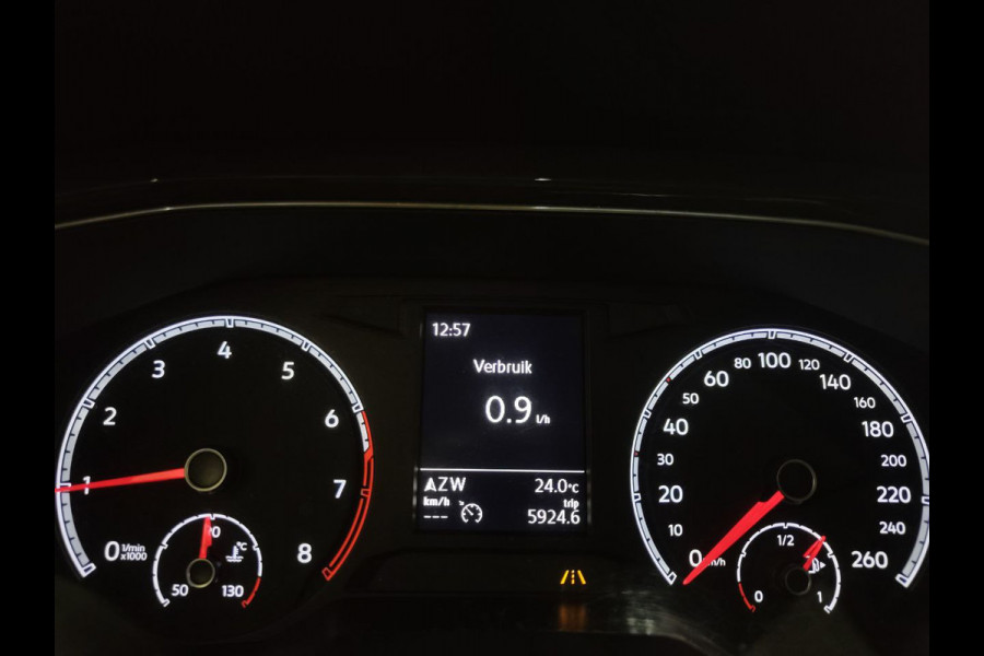 Volkswagen T-Roc 1.5 TSI Sport open dak | navi | carplay | cruise control | trekhaak