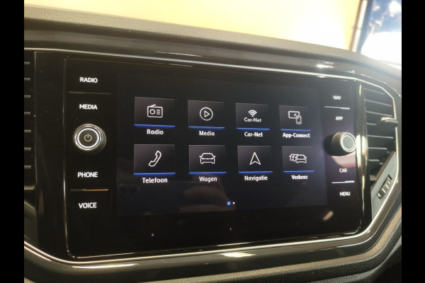 Volkswagen T-Roc 1.5 TSI Sport open dak | navi | carplay | cruise control | trekhaak