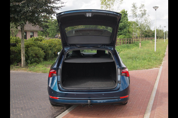 Škoda Octavia Combi 1.4 TSI iV PHEV Business Edition Plus | Camera | Apple Carplay | NL-Auto | Trekhaak | Sfeerverlichting |