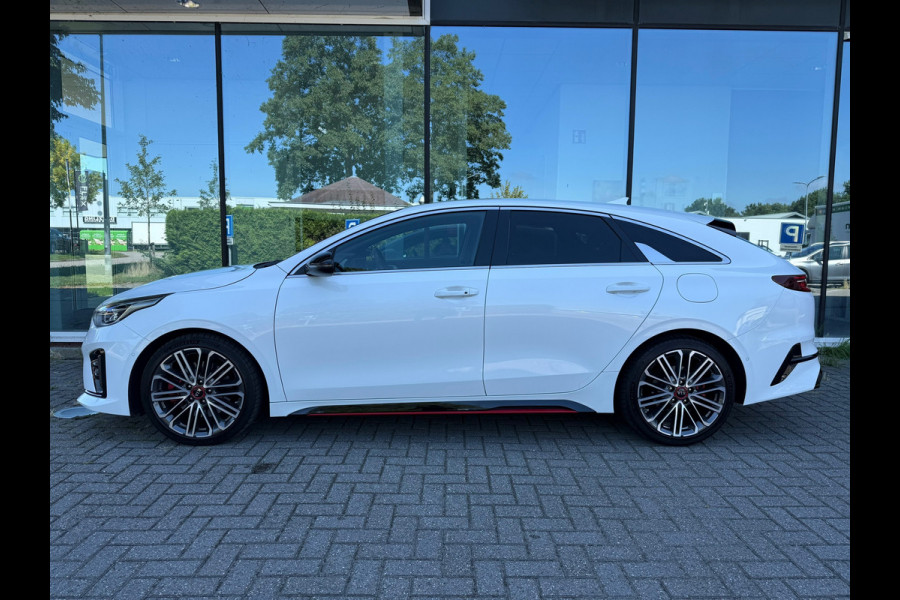 Kia ProCeed 1.6 T-GDI GT - Automaat - LED - Alcantara - Navi - Winterpakket - Camera