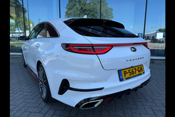 Kia ProCeed 1.6 T-GDI GT - Automaat - LED - Alcantara - Navi - Winterpakket - Camera