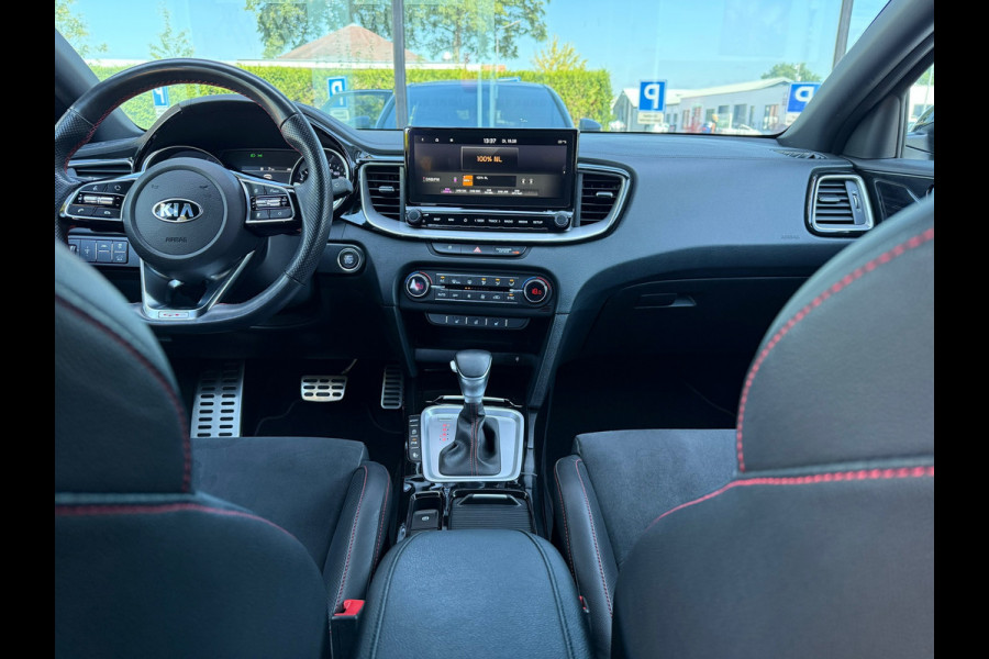 Kia ProCeed 1.6 T-GDI GT - Automaat - LED - Alcantara - Navi - Winterpakket - Camera