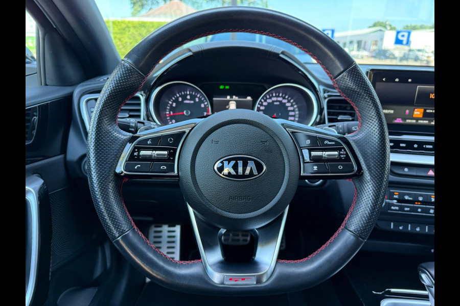 Kia ProCeed 1.6 T-GDI GT - Automaat - LED - Alcantara - Navi - Winterpakket - Camera