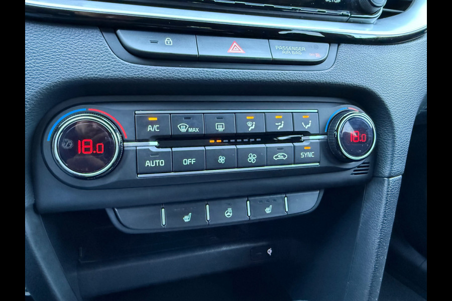 Kia ProCeed 1.6 T-GDI GT - Automaat - LED - Alcantara - Navi - Winterpakket - Camera
