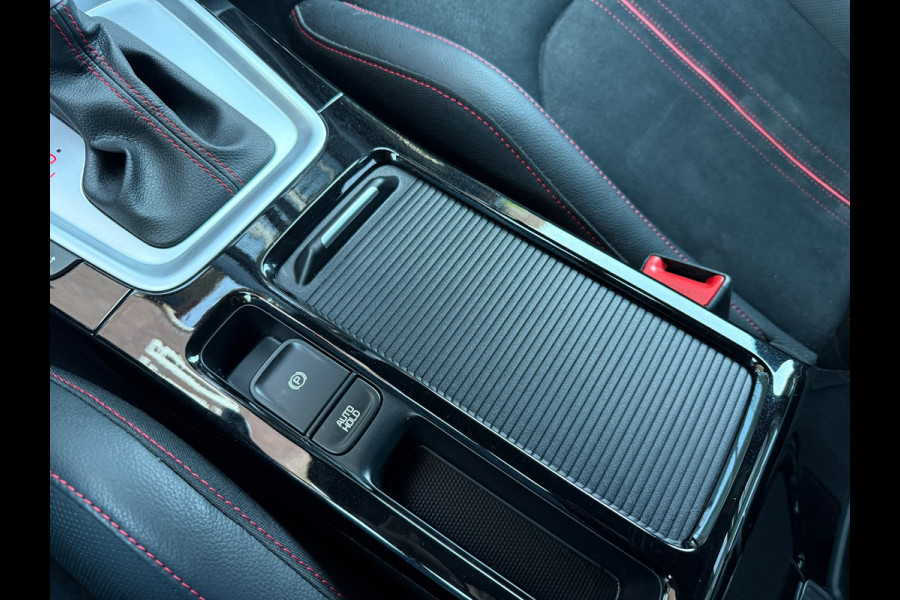 Kia ProCeed 1.6 T-GDI GT - Automaat - LED - Alcantara - Navi - Winterpakket - Camera