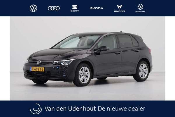 Volkswagen Golf 1.0 TSI Life Business Navigatie Memory Massagestoel Parkeersensonren 24