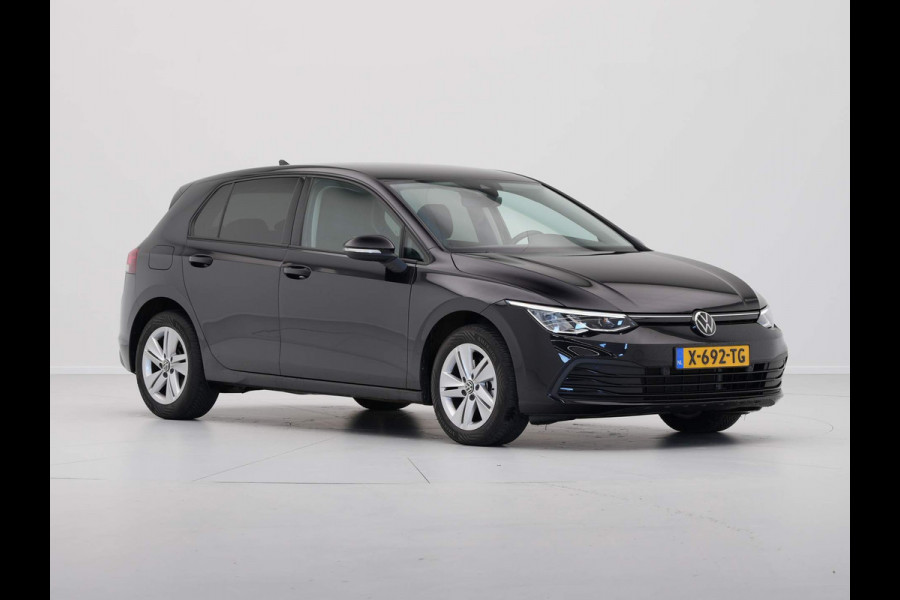 Volkswagen Golf 1.0 TSI Life Business Navigatie Memory Massagestoel Parkeersensonren 24