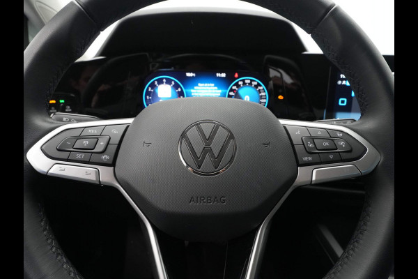 Volkswagen Golf 1.0 TSI Life Business Navigatie Memory Massagestoel Parkeersensonren 24