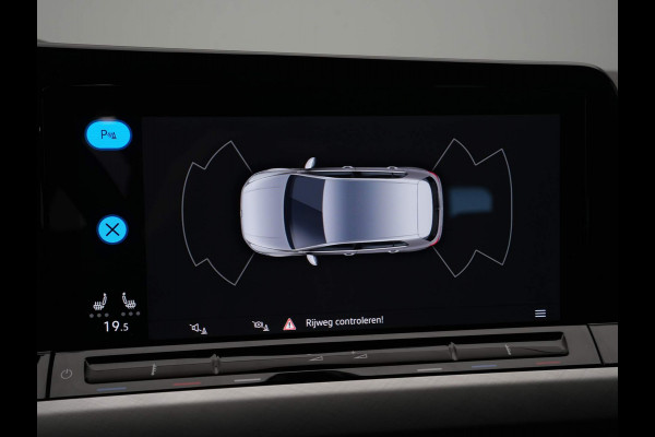 Volkswagen Golf 1.0 TSI Life Business Navigatie Memory Massagestoel Parkeersensonren 24