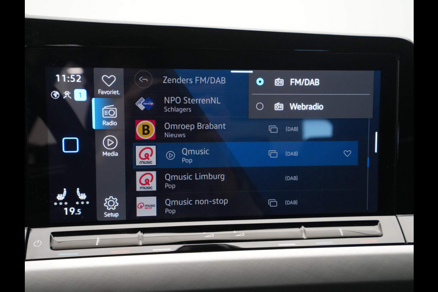 Volkswagen Golf 1.0 TSI Life Business Navigatie Memory Massagestoel Parkeersensonren 24