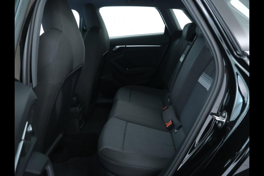 Audi A3 Sportback 30 TFSI Business edition Virtual Cockpit | CarPlay | LED