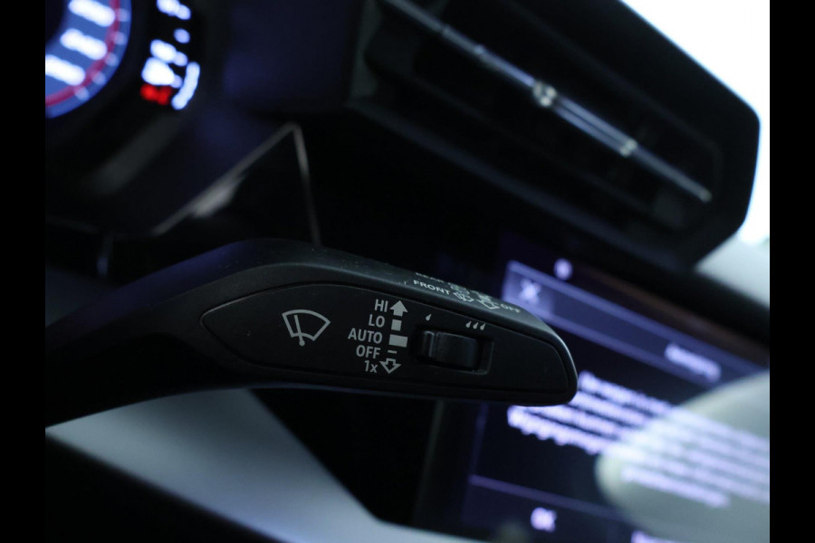 Audi A3 Sportback 30 TFSI Business edition Virtual Cockpit | CarPlay | LED