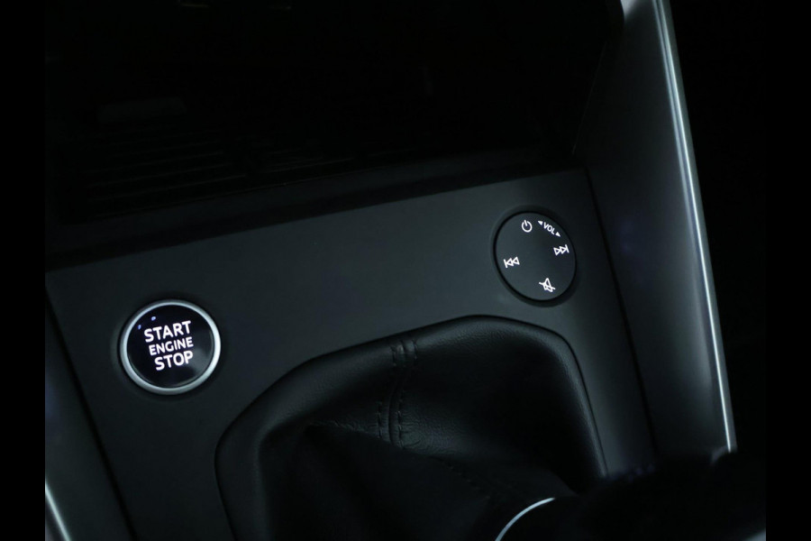 Audi A3 Sportback 30 TFSI Business edition Virtual Cockpit | CarPlay | LED