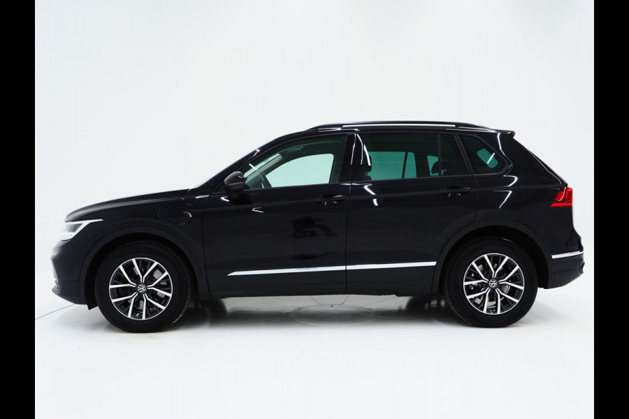 Volkswagen Tiguan 1.4 TSI eHybrid 245PK | Adaptive Cruise | Camera | Virtual | Carplay | DAB | LED