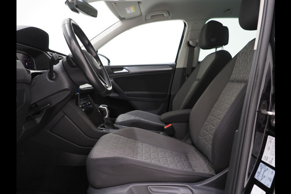Volkswagen Tiguan 1.4 TSI eHybrid 245PK | Adaptive Cruise | Camera | Virtual | Carplay | DAB | LED