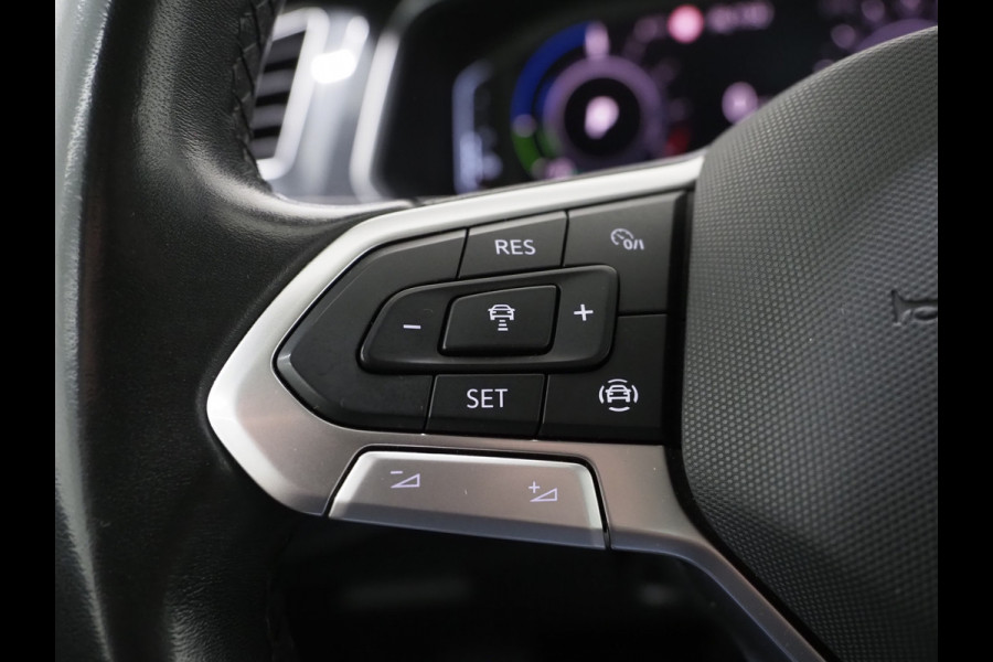 Volkswagen Tiguan 1.4 TSI eHybrid 245PK | Adaptive Cruise | Camera | Virtual | Carplay | DAB | LED